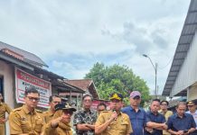 Kunjungan Direksi Perumda Pasar Palembang Jaya ke Pasar Sekip Ujung